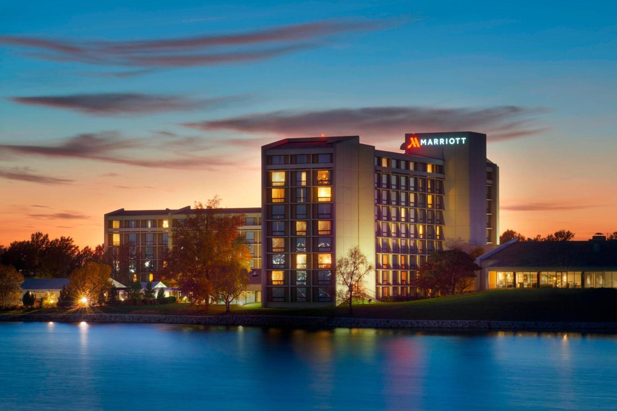 Kansas City Airport Marriott Exteriér fotografie